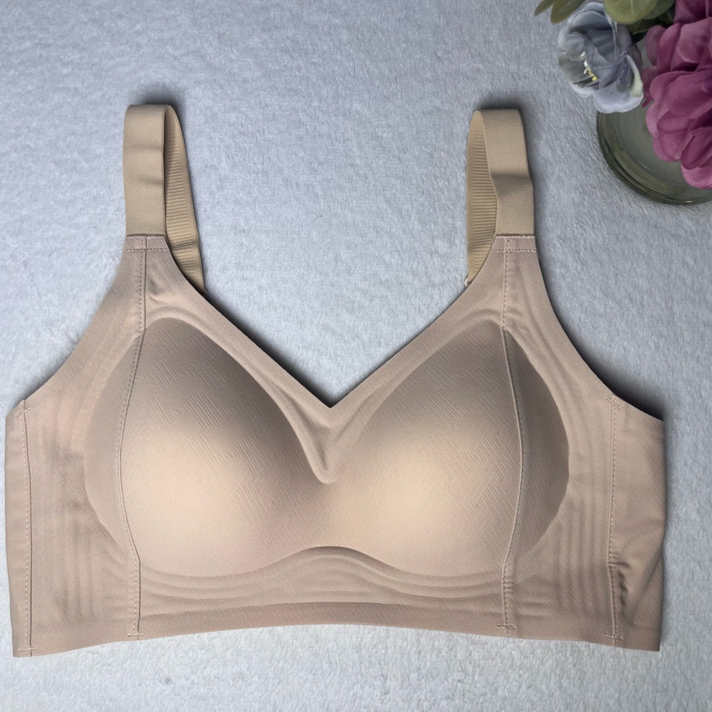 Women's Seamless Nude Wireless Comfort Bra
